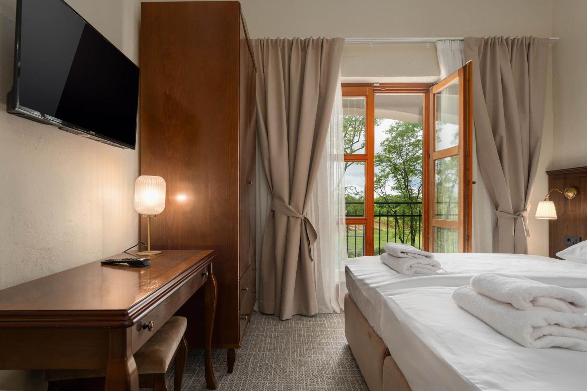 Boutique Hotel Paradiso Filipini ภายนอก รูปภาพ